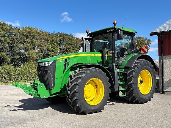 Jordbrukstraktor JOHN DEERE LR