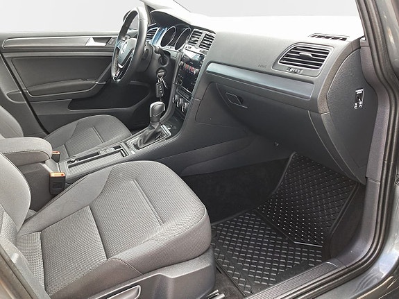 Volkswagen Golf I 6 of 10