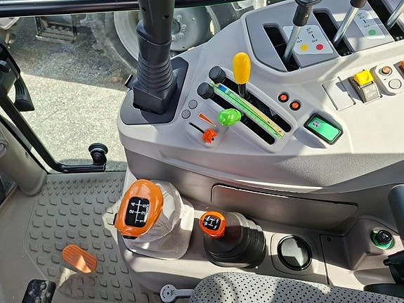 Deutz-Fahr 5105 Keyline 6 of 7