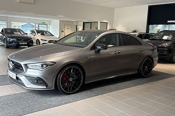 Mercedes-Benz CLA35 7 of 29