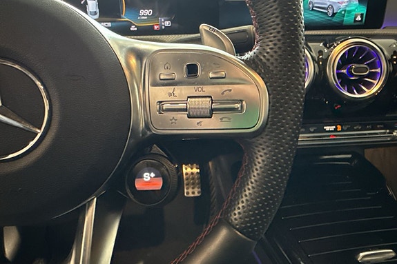 Mercedes-Benz CLA35 21 of 29