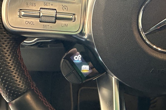 Mercedes-Benz CLA35 20 of 29