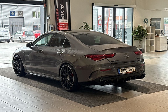 Mercedes-Benz CLA35 4 of 29