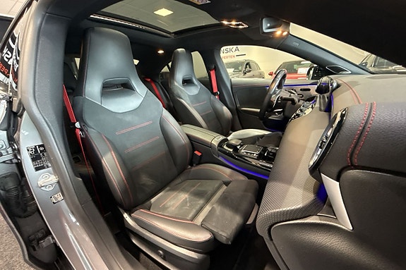 Mercedes-Benz CLA35 10 of 29