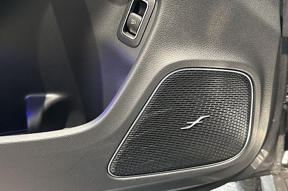 Mercedes-Benz CLA35 26 of 29