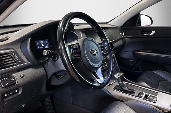 Kia Optima 9 of 23