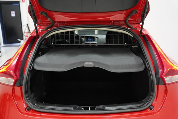 Volvo V40 19 of 19