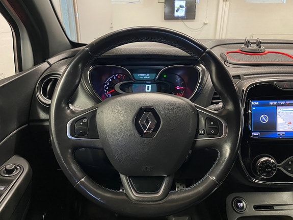 Renault Captur 16 of 23