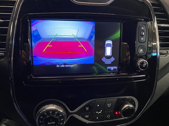 Renault Captur 17 of 23