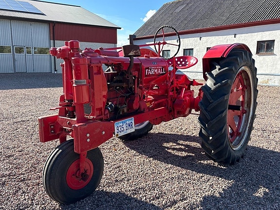 Veterantraktor Farmmall F-14 3 of 6