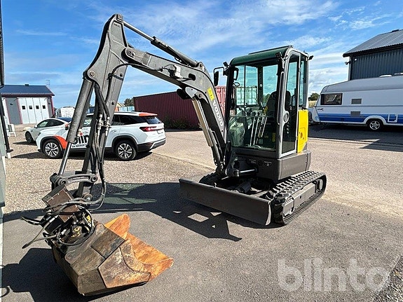 Grävmaskin Volvo ECR25D - 2 redskap 2 of 6