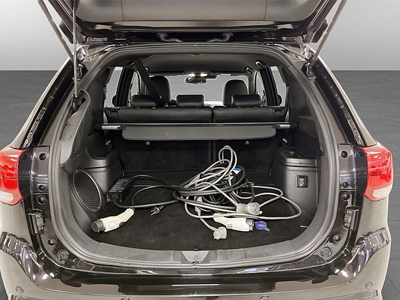 Mitsubishi Outlander 17 of 17