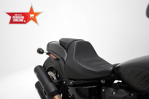 Harley-Davidson Fat Bob 107" 7 of 24