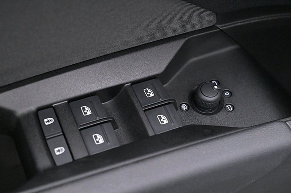 Audi Q4 e-tron 11 of 27