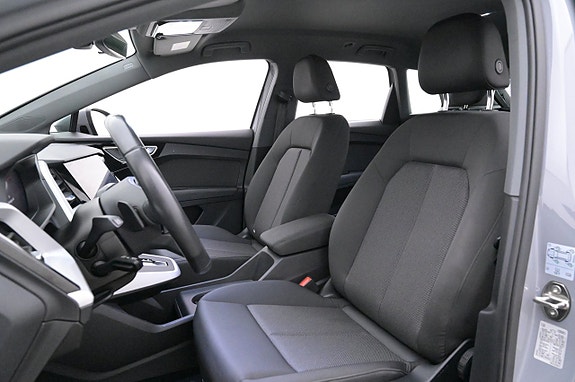 Audi Q4 e-tron 10 of 27