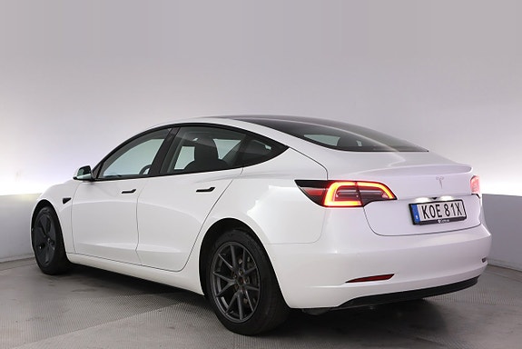 Tesla Model 3 4 of 27