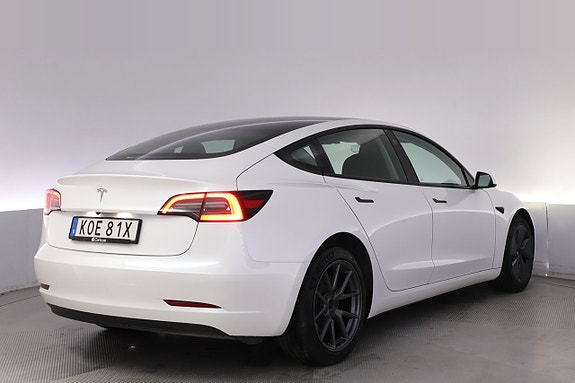 Tesla Model 3 5 of 27