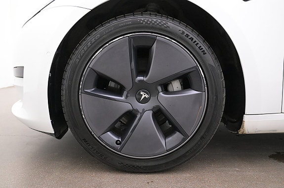 Tesla Model 3 27 of 27