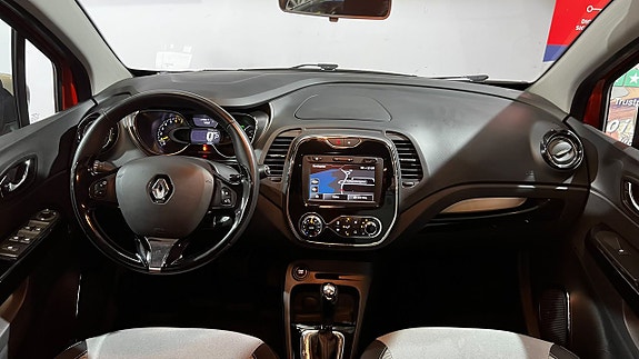 Renault Captur 10 of 14