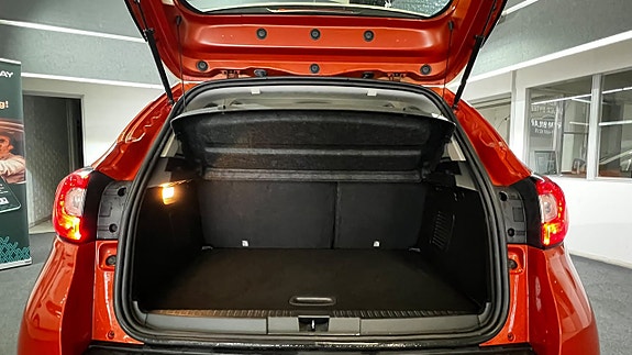 Renault Captur 8 of 14