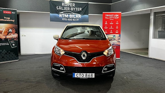 Renault Captur 2 of 14