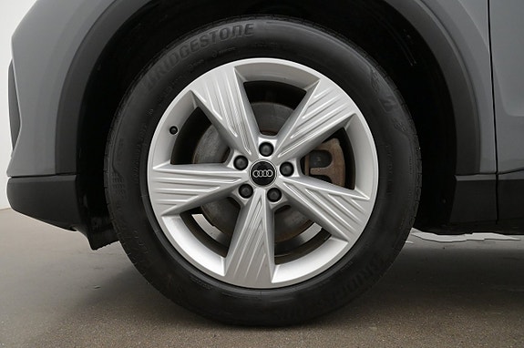 Audi Q4 e-tron 27 of 27
