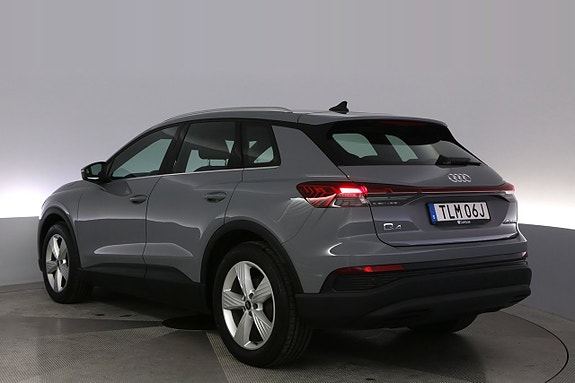 Audi Q4 e-tron 4 of 27