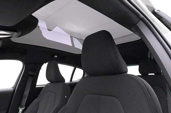 Volvo C40 19 of 27
