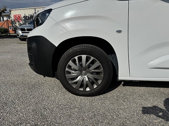 Peugeot Partner 9 of 17