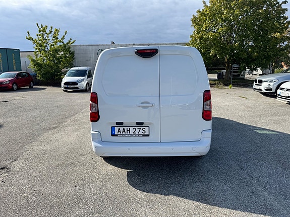 Peugeot Partner 8 of 17