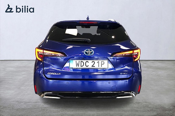 Toyota Corolla 5 of 21