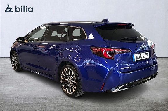 Toyota Corolla 2 of 21