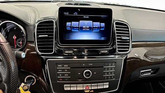 Mercedes-Benz GLS350 d 12 of 26