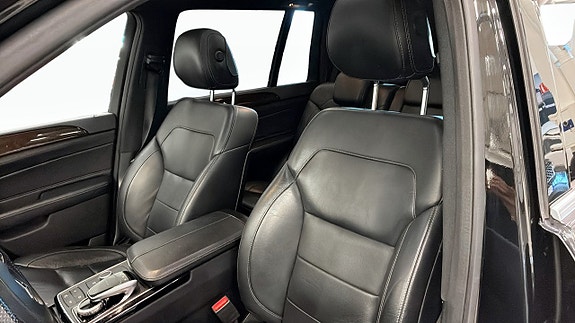 Mercedes-Benz GLS350 d 26 of 26