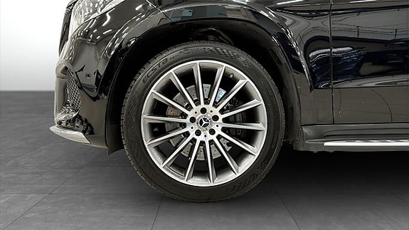 Mercedes-Benz GLS350 d 9 of 26