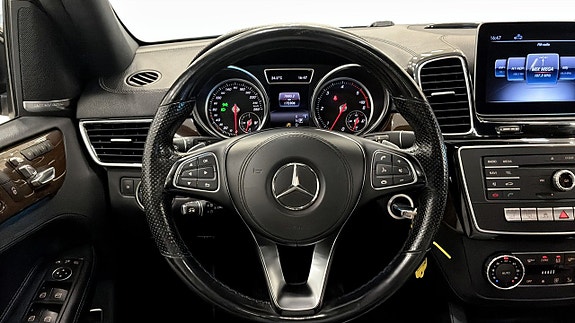 Mercedes-Benz GLS350 d 23 of 26