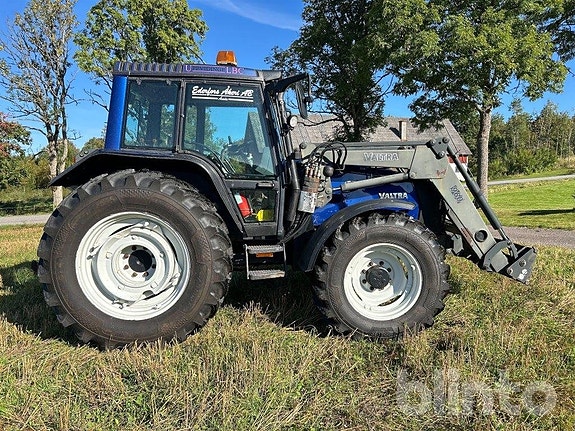 Traktor med lastare VALTRA 6850-4 4 of 6