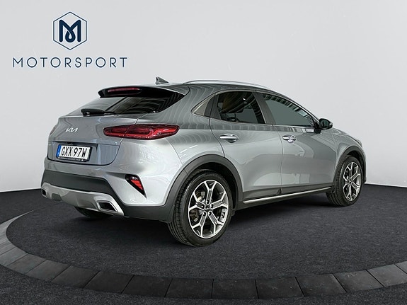 Kia XCeed 7 of 22