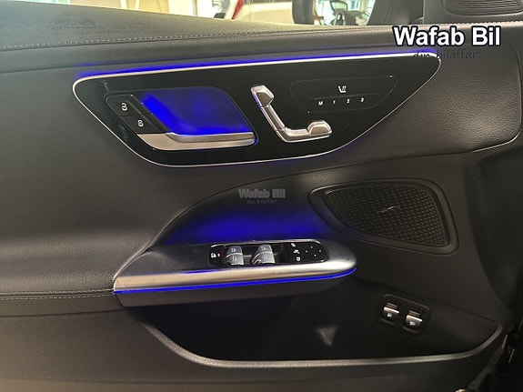 Mercedes-Benz C300 17 of 26