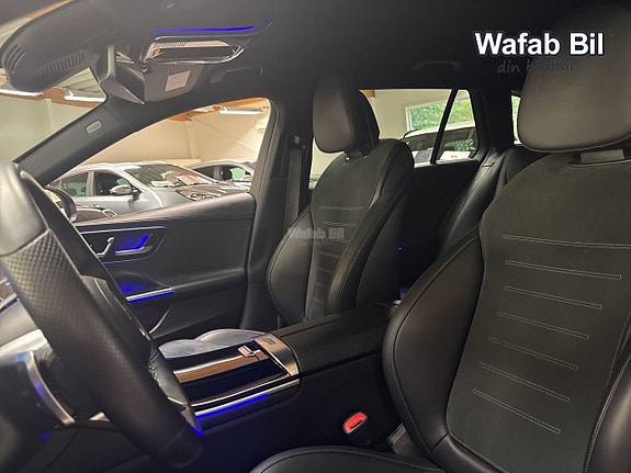 Mercedes-Benz C300 24 of 26
