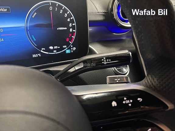 Mercedes-Benz C300 12 of 26