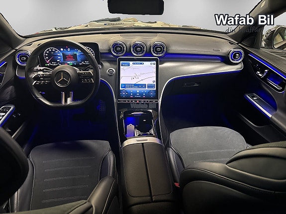 Mercedes-Benz C300 7 of 26