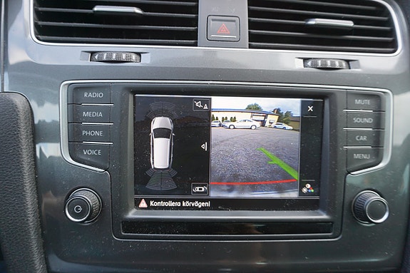 Volkswagen Golf Alltrack 8 of 8