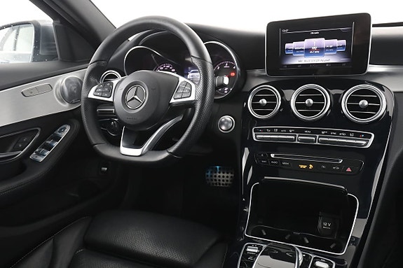 Mercedes-Benz C220 14 of 30