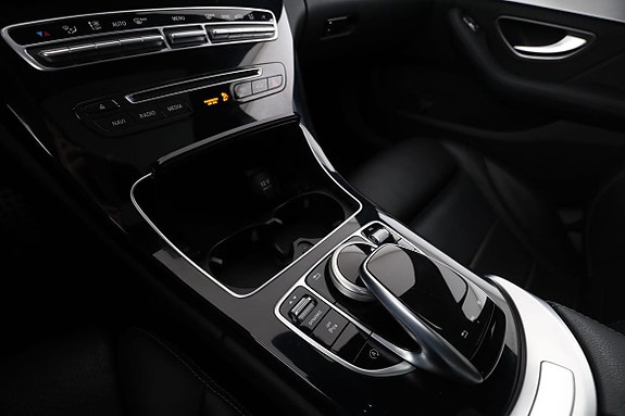 Mercedes-Benz C220 23 of 30
