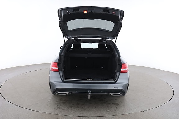 Mercedes-Benz C220 17 of 30