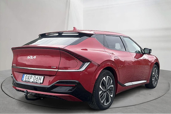 Kia EV6 3 of 18