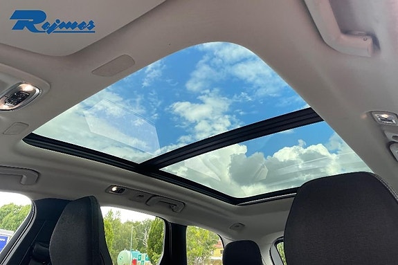 Volvo XC60 18 of 21