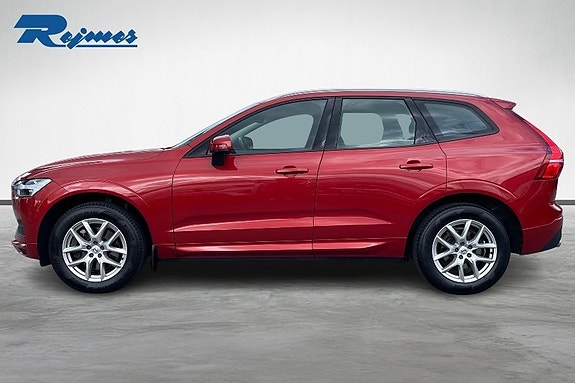 Volvo XC60 2 of 21