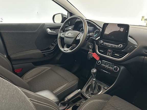 Ford Puma 16 of 24